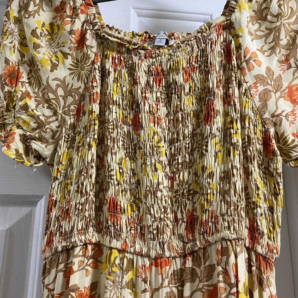 Gorgeous midi dress
